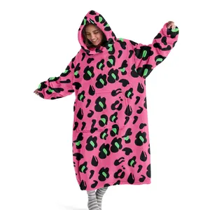 hoodie blanket，Wearable Blanket，Unisex Hooded Blanket Sweatshirt, Soft Warm Oversized Wearable Blanket, Leopard Print Pocket Design, Perfect Gift for Christmas & Valentine's Day，Christmas Gift,Valentine's Day gift,Christmas Gifts For GF