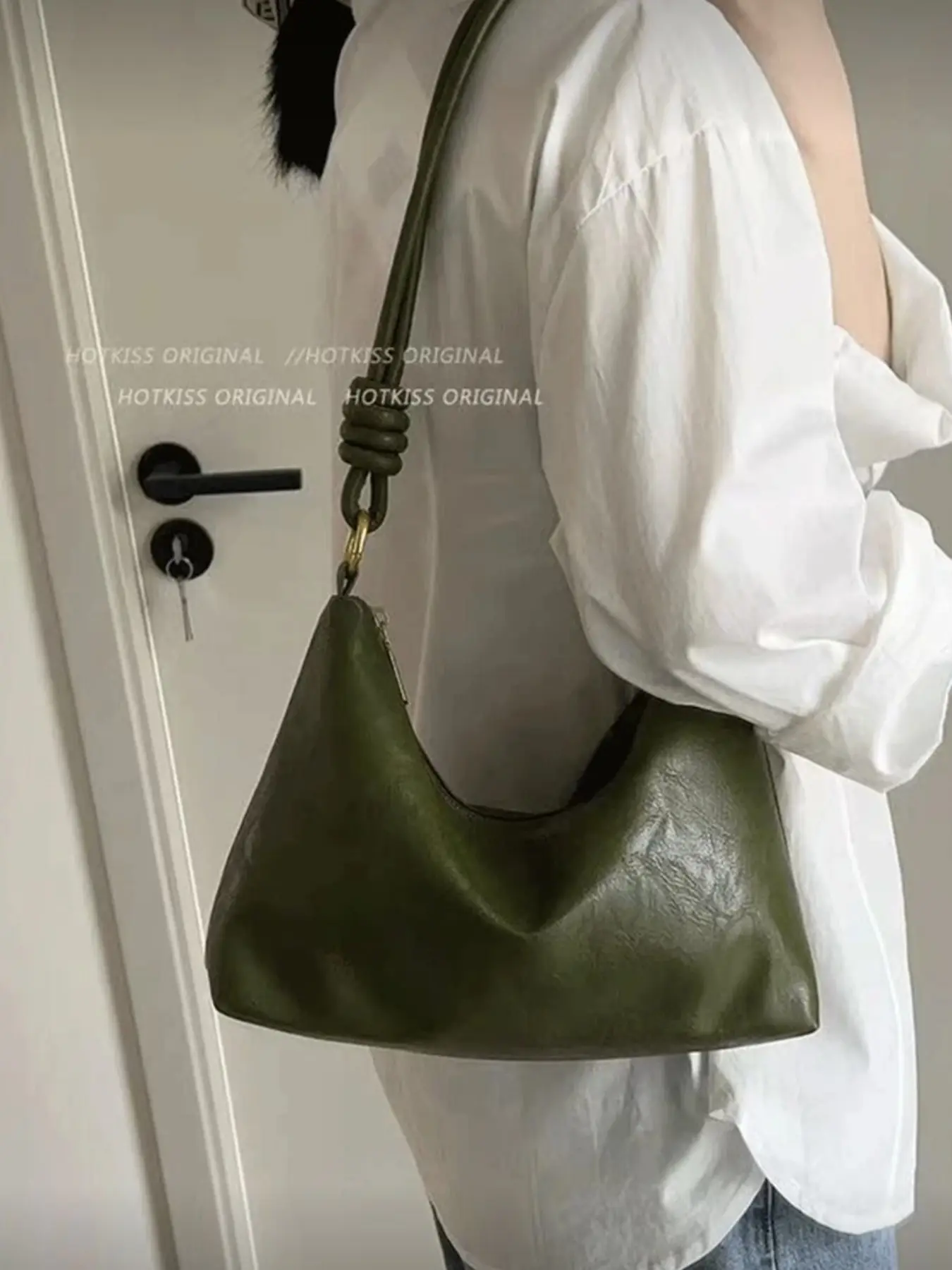 2026 New Plain Color Commuter Tote Bag, Minimalist Underarm Design, Underarm Shoulder Purse, Fashionable Large Capacity Shoulder Bag, Casual Style, All Seasons, Pu Tote Satchel, Casual Bags