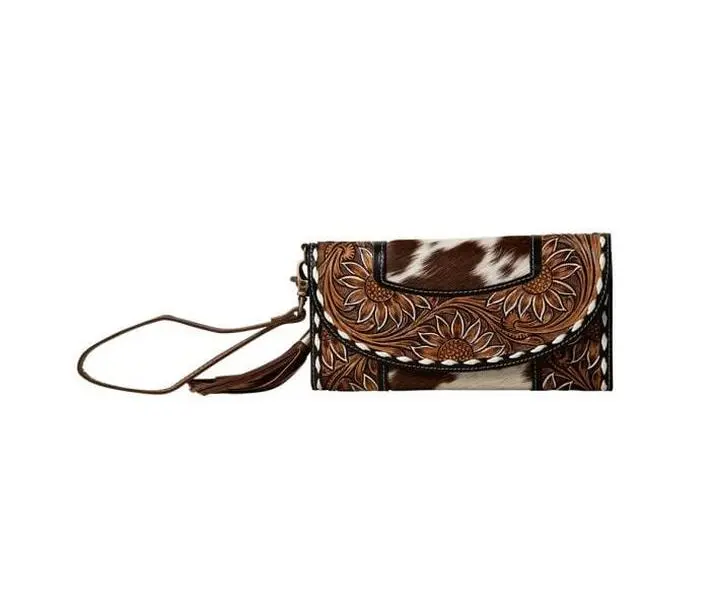 Women's Western Clutch in Hand-Tooled Floral Leather & Hair-On Hide, Wristlet Wallet with a Zip Pocket and Snap Closure, Floral Pattern, Natural Hair-On Accents, Flowers, Wristlet Strap, Multi-Compartment, Built-In Card Holder Women's Clutches & Wristlets