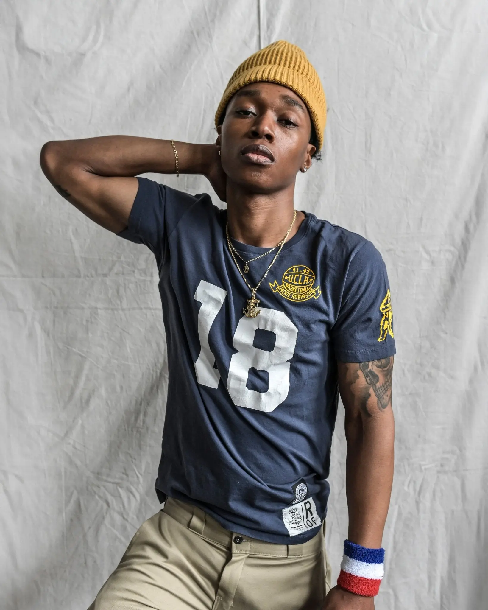 Men's UCLA Jackie Robinson #18 Jersey Short Sleeve Top, 100 Cotton Campus Legend Brittle Base Navy T-Shirt, Short Sleeve Tops, 100 Cotton Clothing