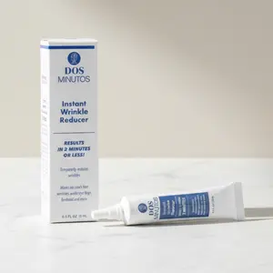 DOS MINUTOS Instant Wrinkle Reducer Moisturizer - Lightweight Daily Under Eye Treatment for Normal Skin, Hydrates Fine Lines & Bags, 2-Minute Results, Peptides, Aloe, Grape Seed Oil, 0.5 FL OZ (15ml)
