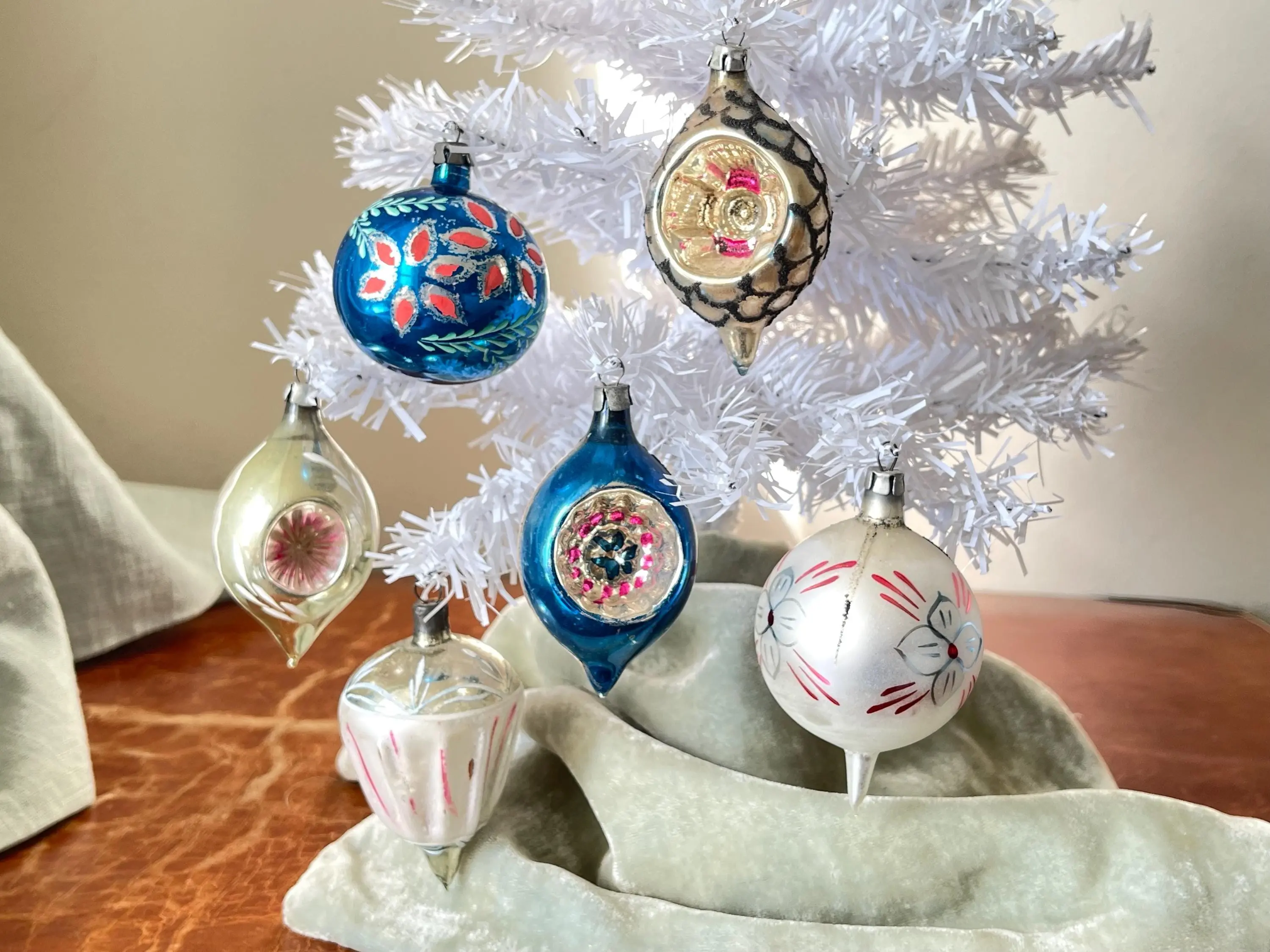 Vintage Poland Indent Reflector Ornaments Set of 6 Pink Blue and Gold 1930’s to 1950’s Made in Poland Ornaments OR1704
