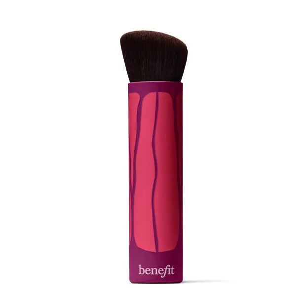 Benefit Cosmetics Hoola WaveMaker Bronzing Balm Brush Benefit Cosmetics Hoola WaveMaker Bronzing Balm Brush