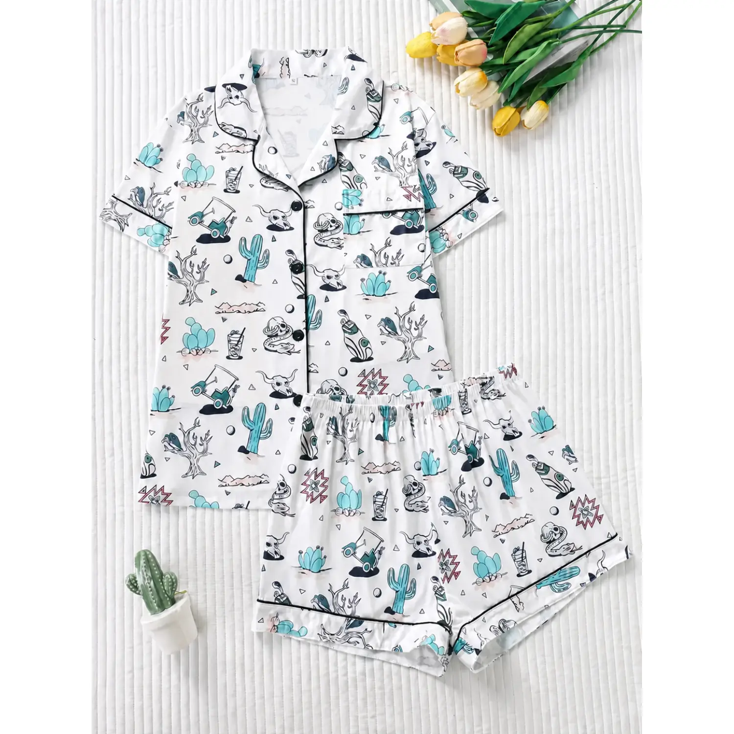Western Desert Style Women's Cactus Skull Print Pajama Set - Button-Front Short Sleeve Top with Comfortable Elastic Shorts, Casual Fit Sleepwear