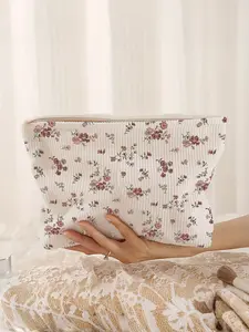 Floral Print Cosmetic Bag - Floral Pattern, Makeup Pouch, Durable Polyester Zipper Pouch, Travel Toiletry Organizer, Travel Essentials, Lightweight Zipper Bag, Travel Cosmetic Bags, Ideal For Beauty Lovers, Perfect Gift For Sisters, Students And Adults