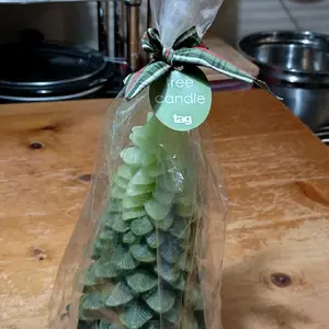 Tag X-Large Crooked Chunky Leaf Christmas Holiday Tree Candle Green 11″H x 5.5″D