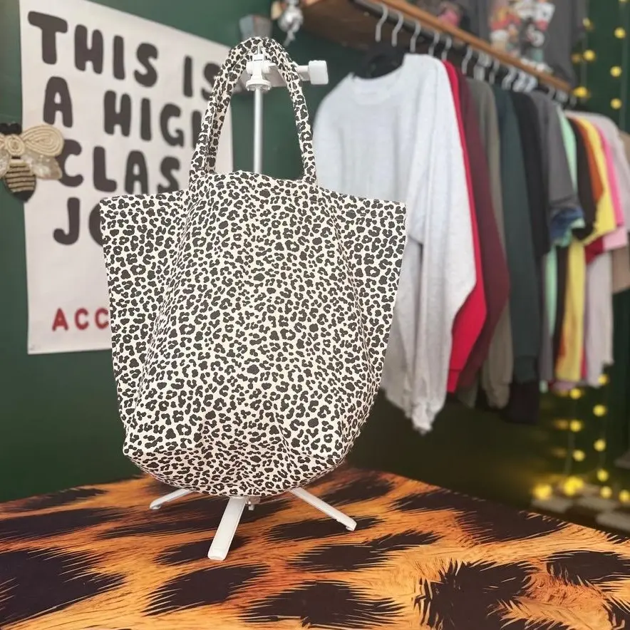 Women's Leopard Print Canvas Tote Bag, Stylish Luggage & Bags for Daily Use