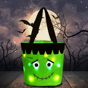 Halloween Trick or  Candy Bags LED Light Up Pumpkin Bucket, Collapsible  Candy Basket, Fabric Tote   Bags for  Halloween Party (Green)