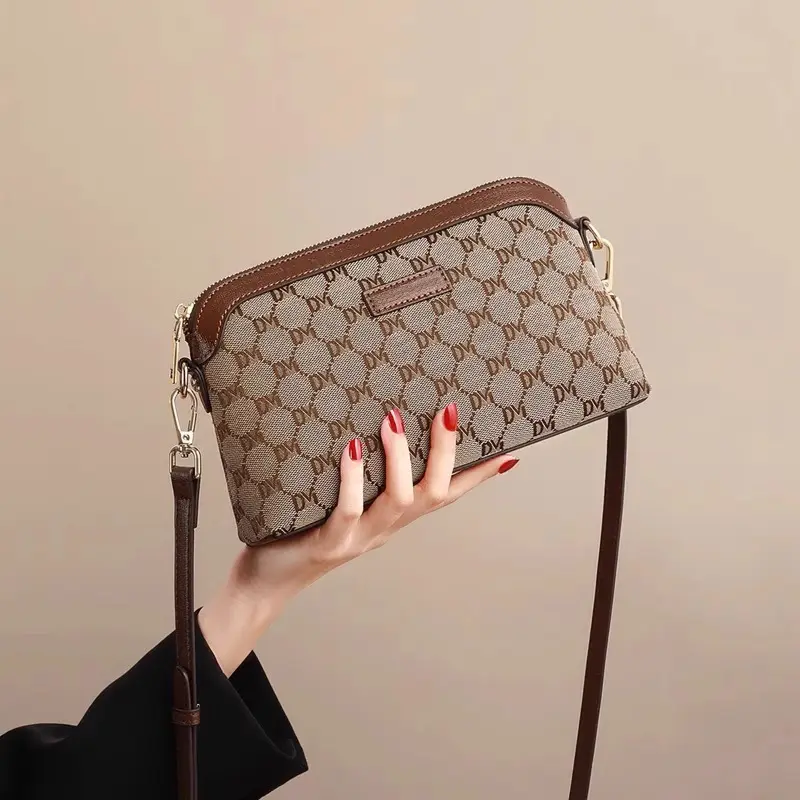 Women's bag small bag new fashion versatile bag soft leather shoulder messenger bag women