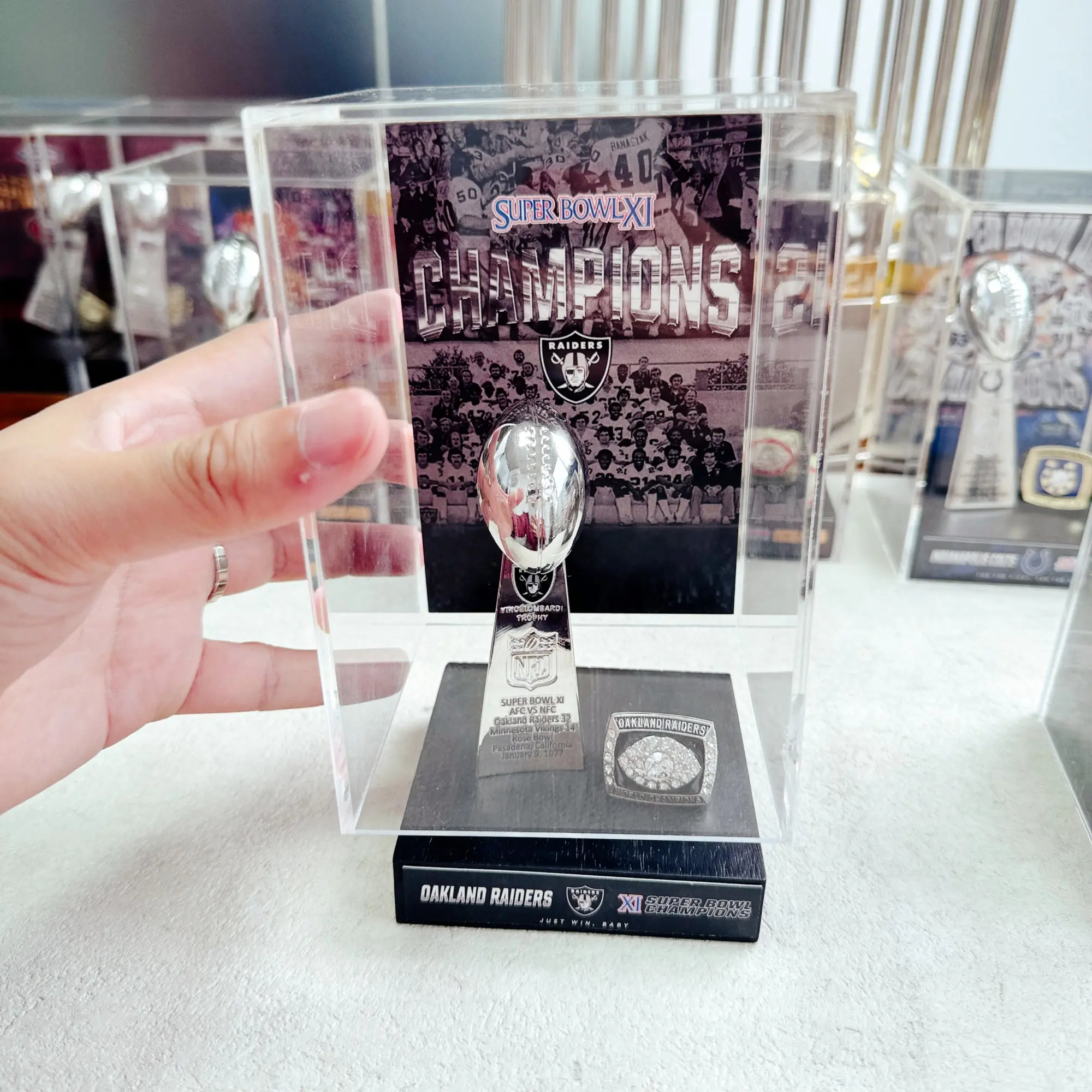 Raiders Football Championship Trophy Set, Oakland Raiders Award, Perfect Raiders Display Case, High-Quality Design, Ideal Gift for Sports Enthusiasts, Christmas & Birthday Present