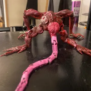 Resident evil licker toy