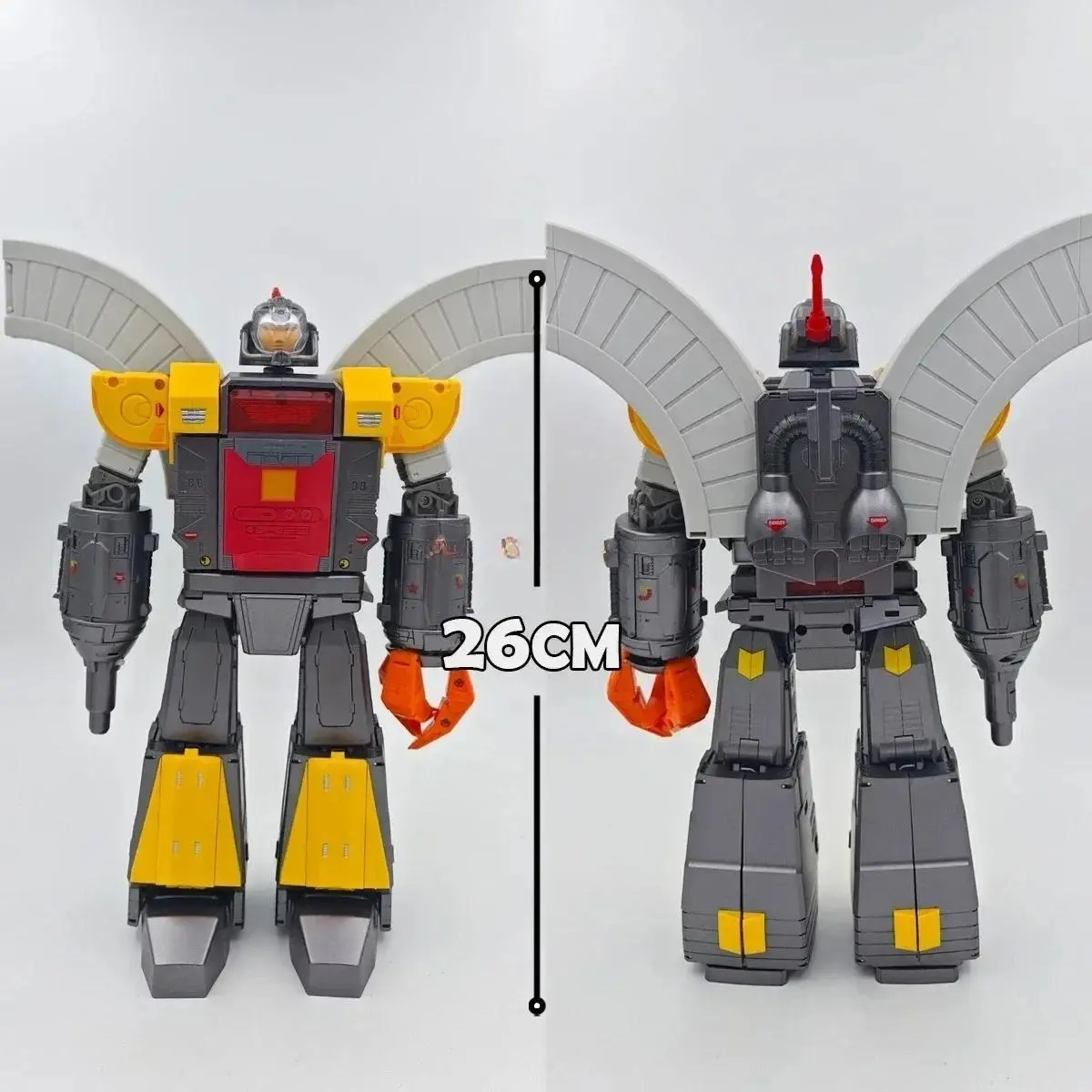 In stock Transformation toys PT-02M PT02M Powerful miracle God shrinks 26 cm defensive fortress basic action figures