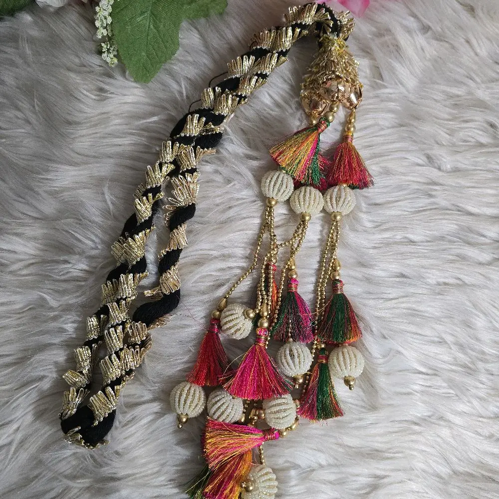 Traditional Punjabi Heavy Paranda dhago lacha dori