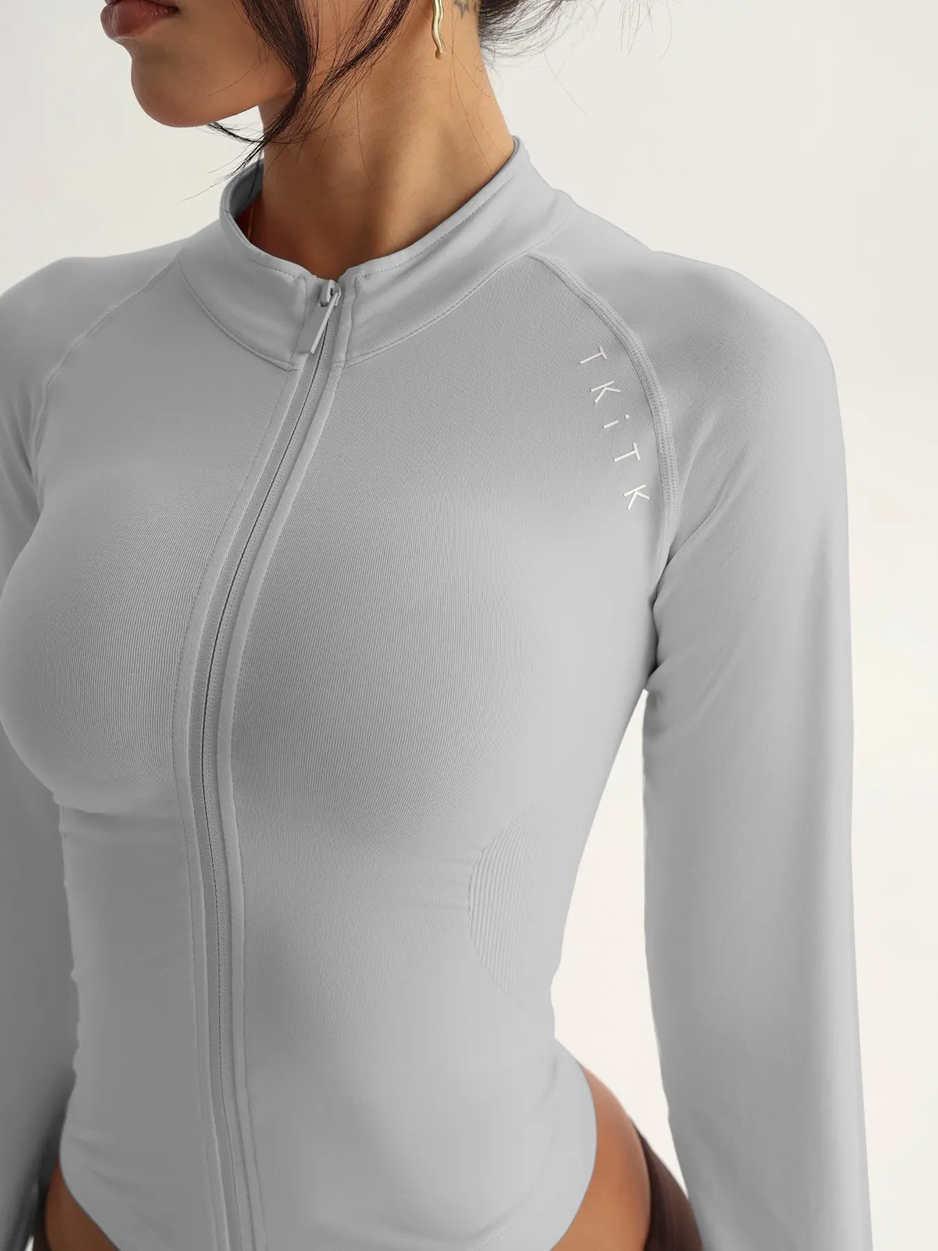 Women's Solid Zip Up Raglan Sleeve Lightweight Sports Jacket, Lightweight Athletic Outerwear, Sporty Long Sleeve Outerwear for Yoga Gym Workout, Sportswear for All Seasons, Workout Clothes, Fitness Outerwear, Workout Jackets