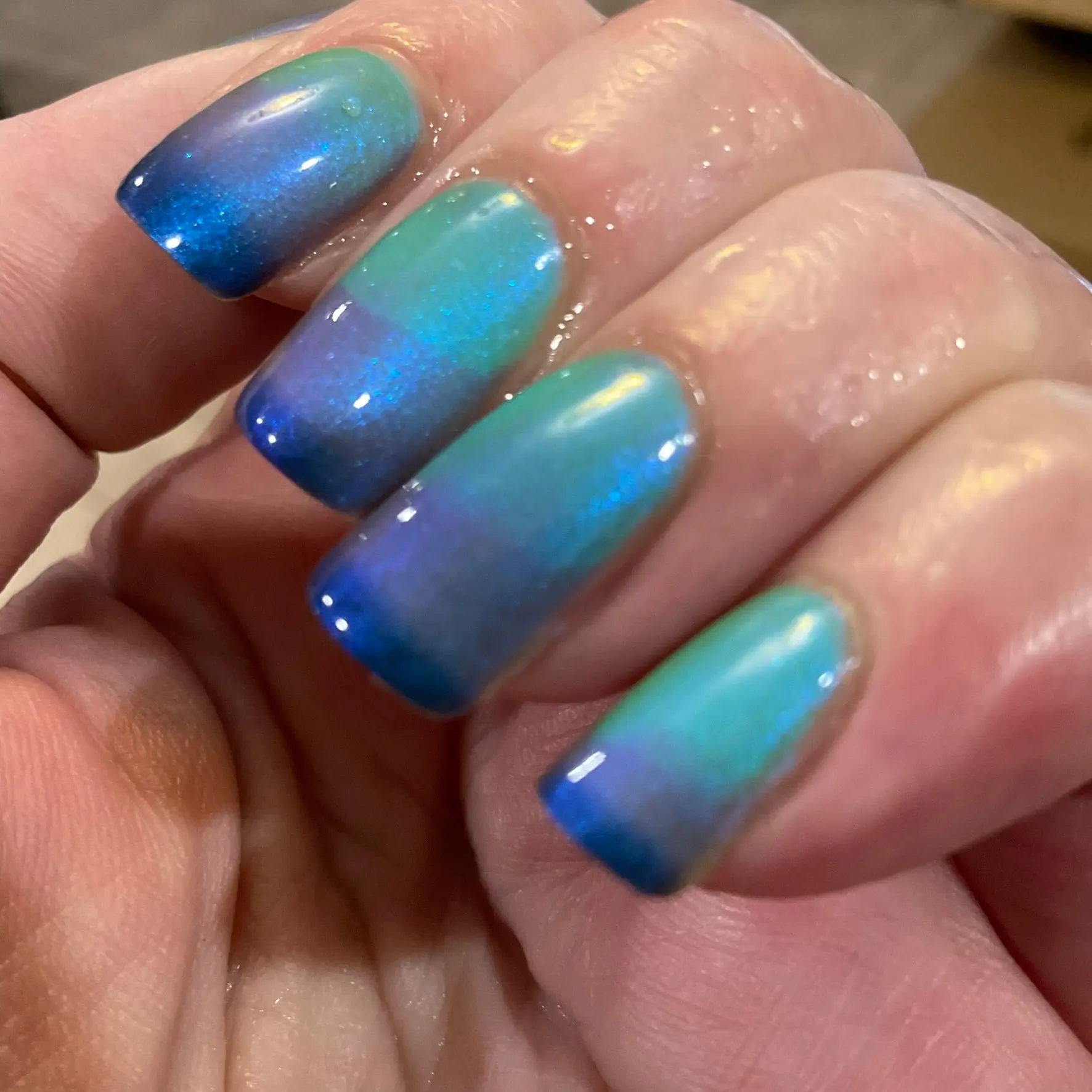 Subliminal | A Tri-Thermal Polish that Shifts from Blue to Mauve to Turquoise with a Blue Aurora Shimmer