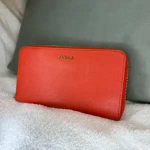 Furla Orange Leather Wallet with Zip Closure and Logo Detailing
