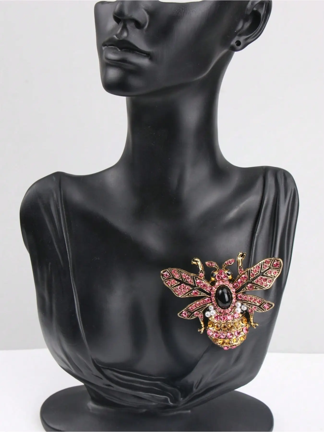 1PC Vintage Luxurious  Handcrafted Bee Brooch Badge, Exquisite Brooch, Elegant Brooch, Medium Design, Classic Insect Rhinestone Pin, Jewelry