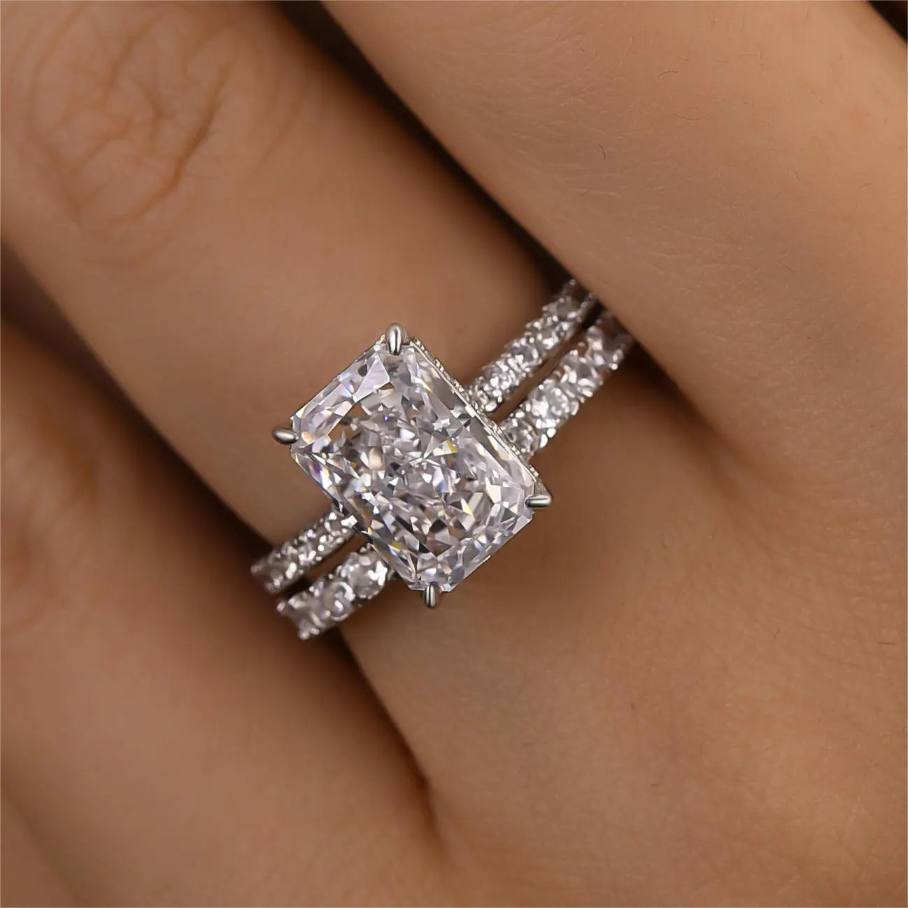 Effinny Women's 3.5ct Radiant Cut 5A Cubic Zirconia Wedding & Engagement Ring Set, Anniversary Promise Ring for Outdoor Use, Engagement Rings