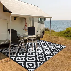 Outdoor Patio Rug Double Sided Plastic Straw Rug Modern Geometric Waterproof Rug Outdoor Area Rug Beach Rug Balcony Decorative Rug for Backyard Deck