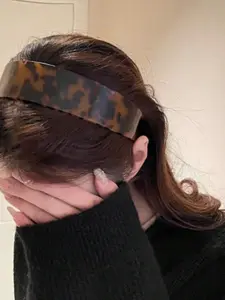 Women's French Style Acetate Headband, Amber Color Leopard Print Design, Thick Hair Hoop with Non-Slip Teeth, Elegant Accessory for Daily Wear, Headbands Women