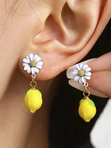 A pair of lemon shaped enamel inlaid diamond earrings, Dangly Earrings, with a fresh and playful design suitable for various scenarios such as summer outings, daily commutes, and light sweet dates.