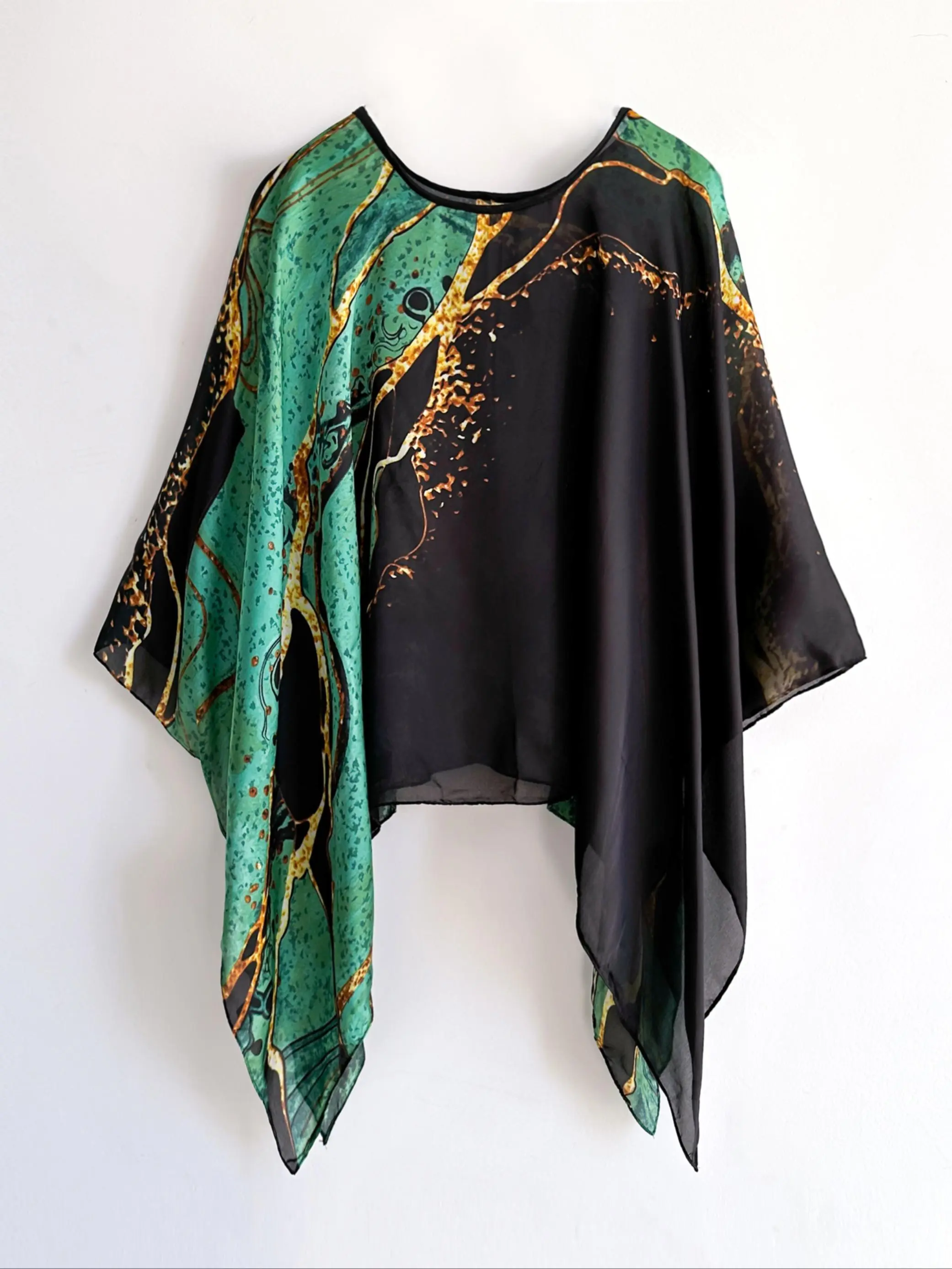 Women's Abstract Print Design Open Front Cape Shawl, Casual Lightweight Breathable Scarf for All Seasons, Fashion Accessories for Women & Girls, Clothes, Piece