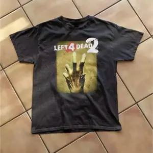 Left 4 Dead 2 T Shirt Vintage Grunge Graphic Unisex Oversized Summer Tee Plus Size Women Men Y2K Amity Affliction Gift Top Summer Graphic Tees Women's Summer Clothing Women's Tops Womenswear Shortsleeve