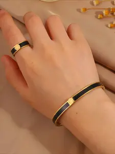 2pcs exquisite and elegant stainless steel retro style bracelet ring set, Matching Jewelry Set, perfect for dating scenes, is the ideal gift to showcase your taste, Fashionable Jewelry Set
