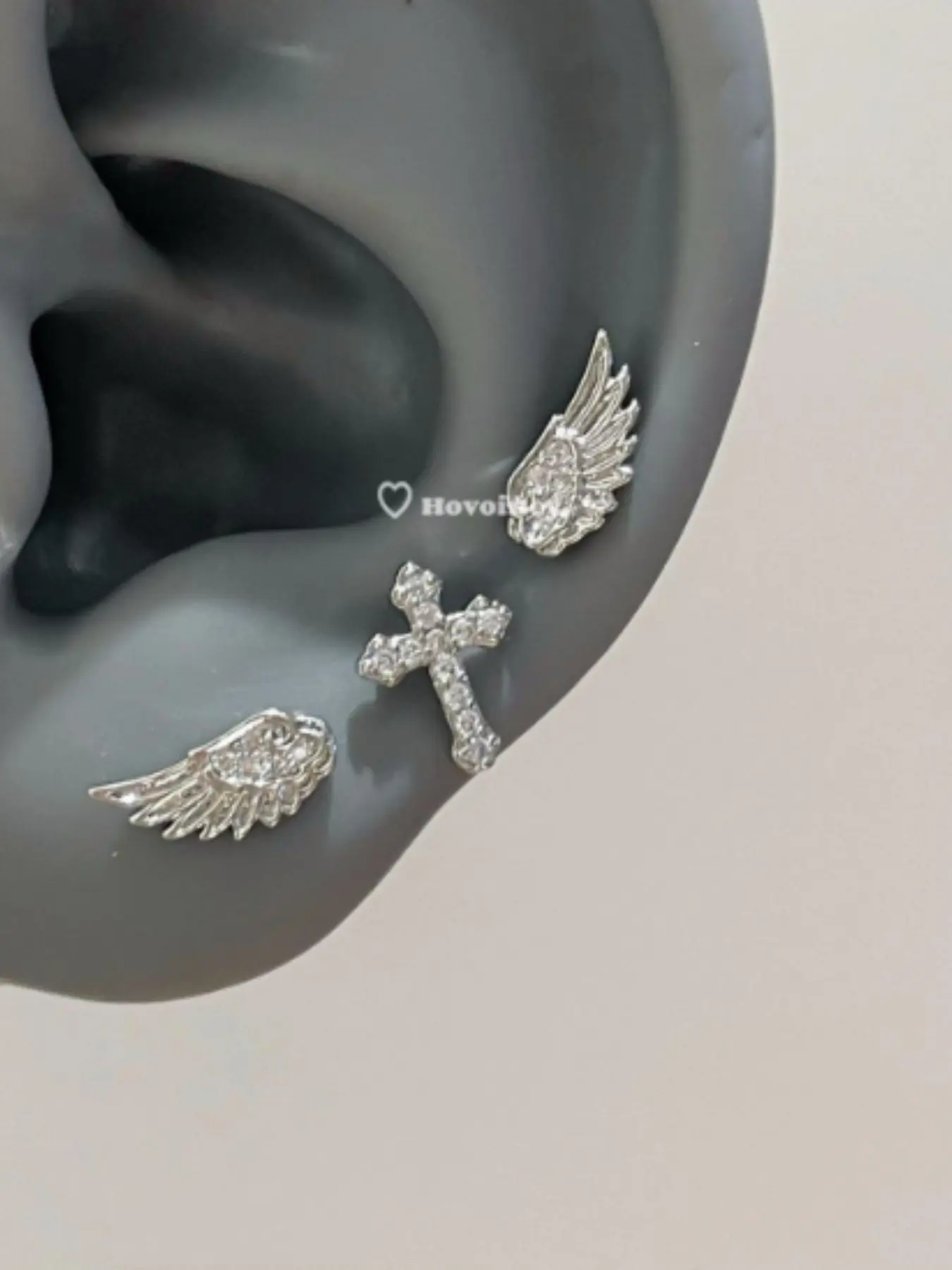 Unique design wing ear studs, double ear hole combination, overlapping ear bone studs, titanium steel, niche design, personalized and fashionable earrings, Fashion Ear Jewelry