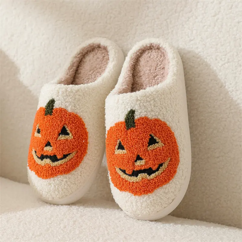 Suitable for both women and men, comfortable faux fur lined plush slippers, anti slip soft soled home shoes, plush bedroom shoes, smooth shoes