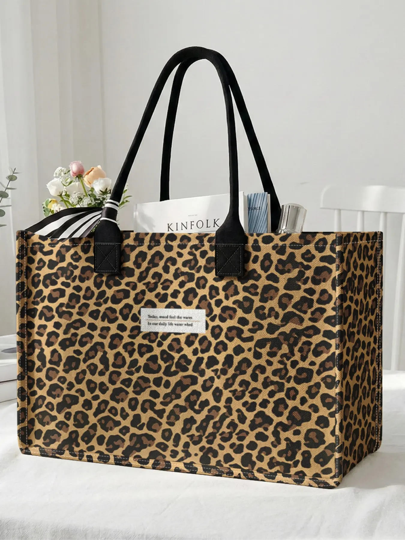 1 piece of leopard print pattern, 2D printed large capacity storage bag, sturdy handle, space-saving multi-purpose, Fashionable Shopping Bag, suitable for school, business trips, shopping, Casual, Trendy Versatile Bag, Patterned Bag