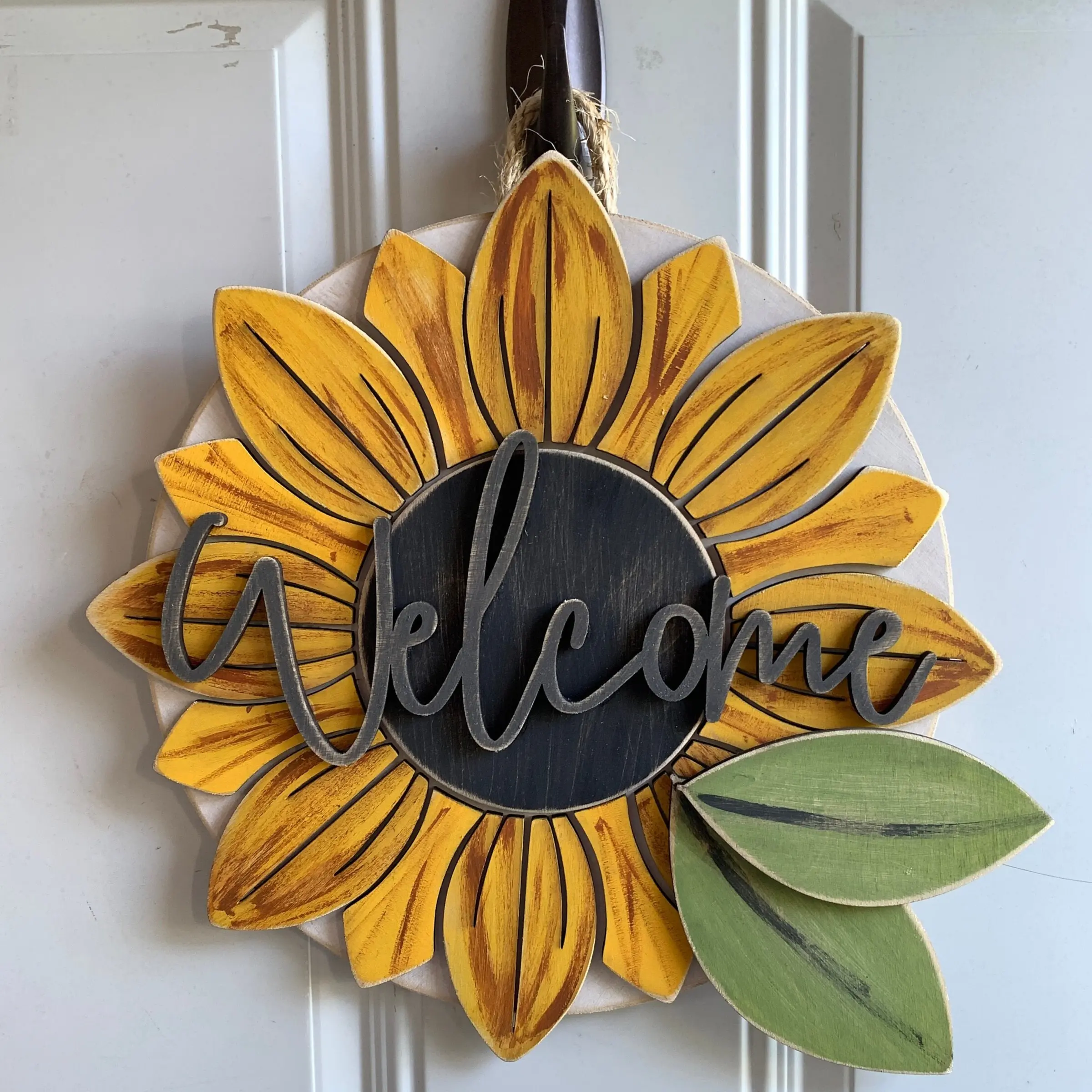 3D Sunflower Wreath Welcome Sign for Front Door, Summer Decoration for Porch, Hanging Gift for Farmhouse Home Bar, Outdoor & Indoor, Rustic Farmhouse Design, Wooden Sign, Home Decor Products