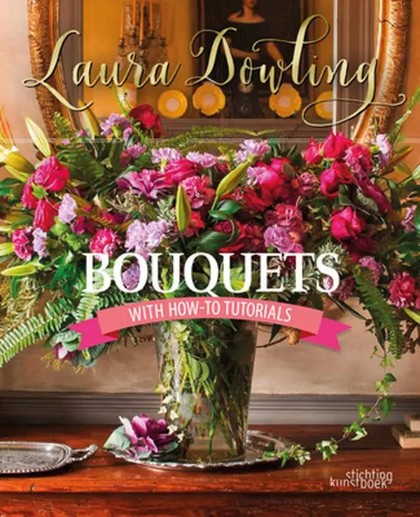 USED Book - Bouquets: With How-To Tutorials by Dowling, Laura (Hardcover) - english