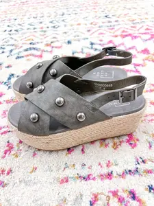 Charleston Wedges