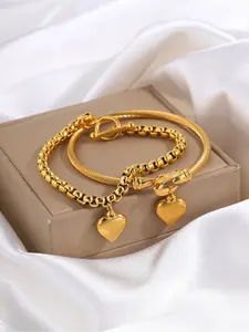 2-piece lightweight, luxurious, and elegant stainless steel bracelet set, with a sweet love style, suitable for dates, parties, and daily commuting, making it an ideal gift to express love