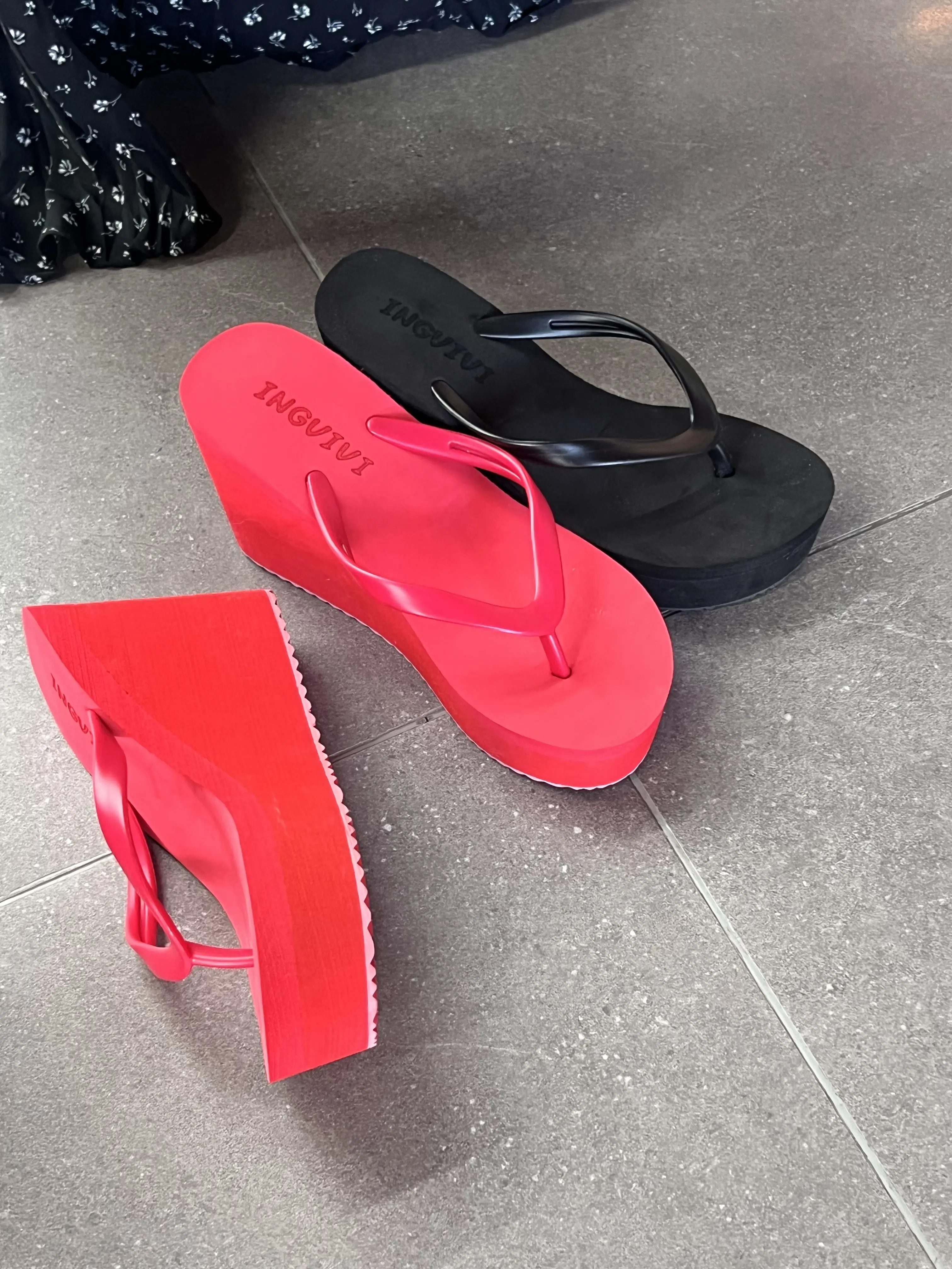 Women's Beach Flip‑Flops, Versatile for Summer Gatherings Women's Beach Flip‑Flops, Versatile for Summer Gatherings