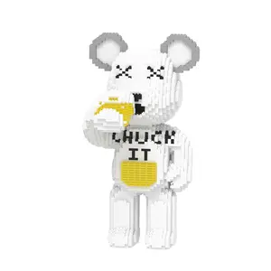 Build Your Own Cheers Beer Bear (Medium) – 8,235 Pcs DIY Modular Brick Toy, Gift for Party Lovers, Whimsical Display Collectible – YaoYaoPlay
