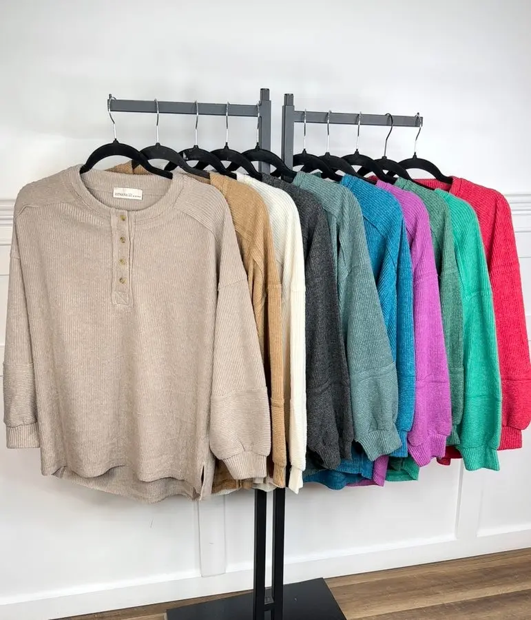 Women's Ribbed Hacci Henley Sweatshirt - Comfy Casual Rayon Spandex Blend Long Sleeve Pullover, Henley Neckline Adds Relaxed Polish, Casual Fit, All Seasons, Ootd Ideas, True To Size, 1X/2X, 2X/3X, All Day Wear