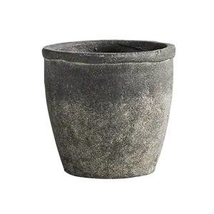 Brogan Planter