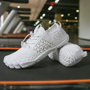 Outdoor river tracing shoes for men and women, summer beach wading shoes, breathable fishing shoes, indoor fitness yoga shoes