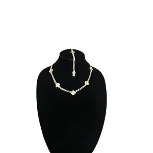 Women's chain set for any occasions 6mm by 20 in length with its 8 inch bracelet