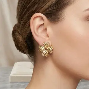 Beautiful earrings for you!