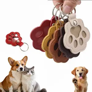 et Fur Memory Charm Leather Keychain Keepsake for Dog Cat Hair Paw-Shaped Design Memorial Sympathy Gift for Grieving Owners