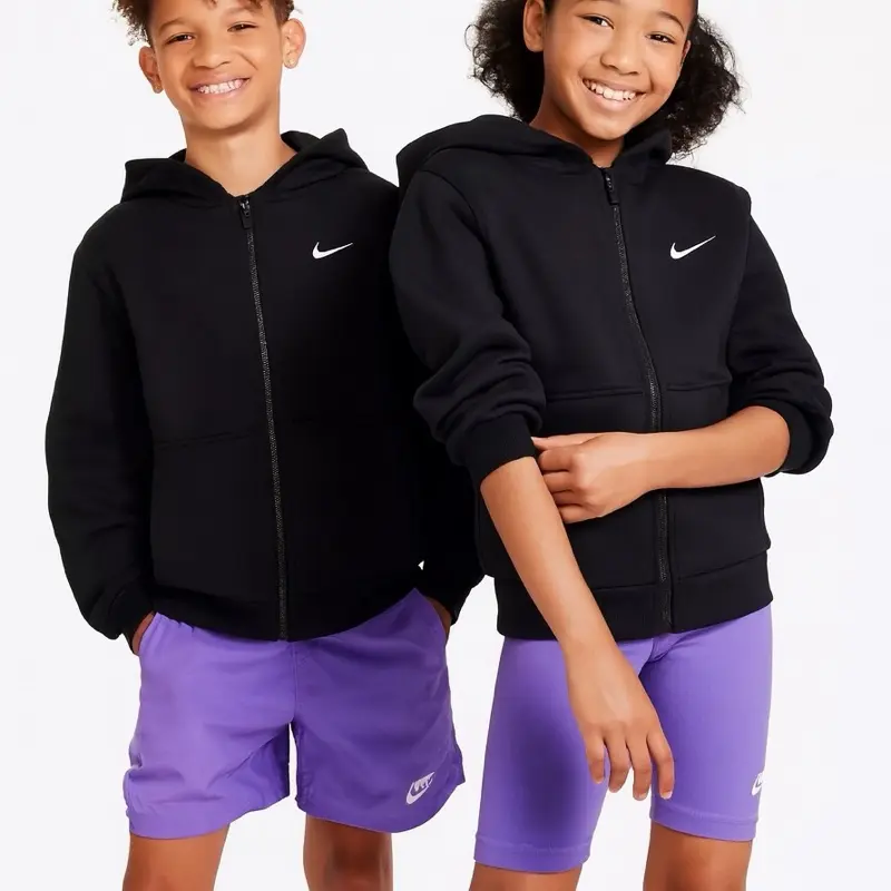 NIKE Youth Unisex Club Fleece Full-Zip Hoodie, Plain Athletic Sweatshirt for Activewear with a Kangaroo Pocket and Ribbed Cuffs, Sweatshirts, Hem, Long Sleeve, Sportswear, Tops, Fabric, Hoodies