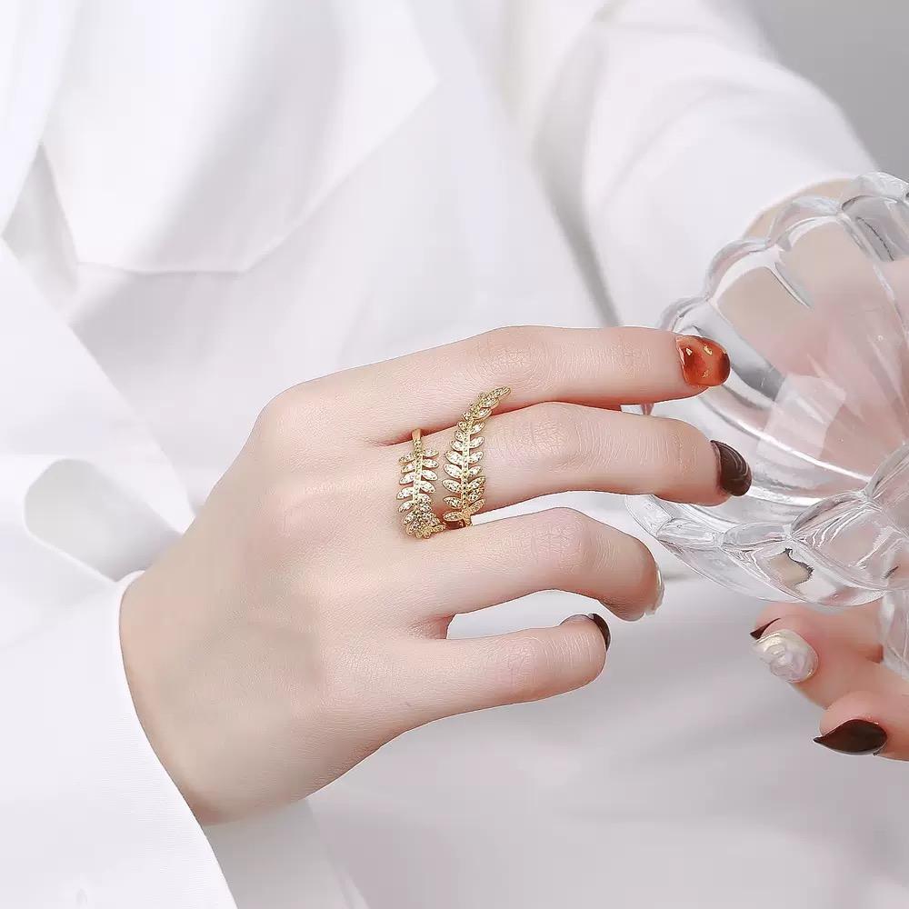 Adjustable Lucky Leaf Open Ring, Gold & Silver Two-Tone with Paved Crystals, Elegant Fashion Promise Ring for Engagement, Anniversary, Wedding, Birthday, Perfect Gift for Girlfriend, Mother's Day Gift