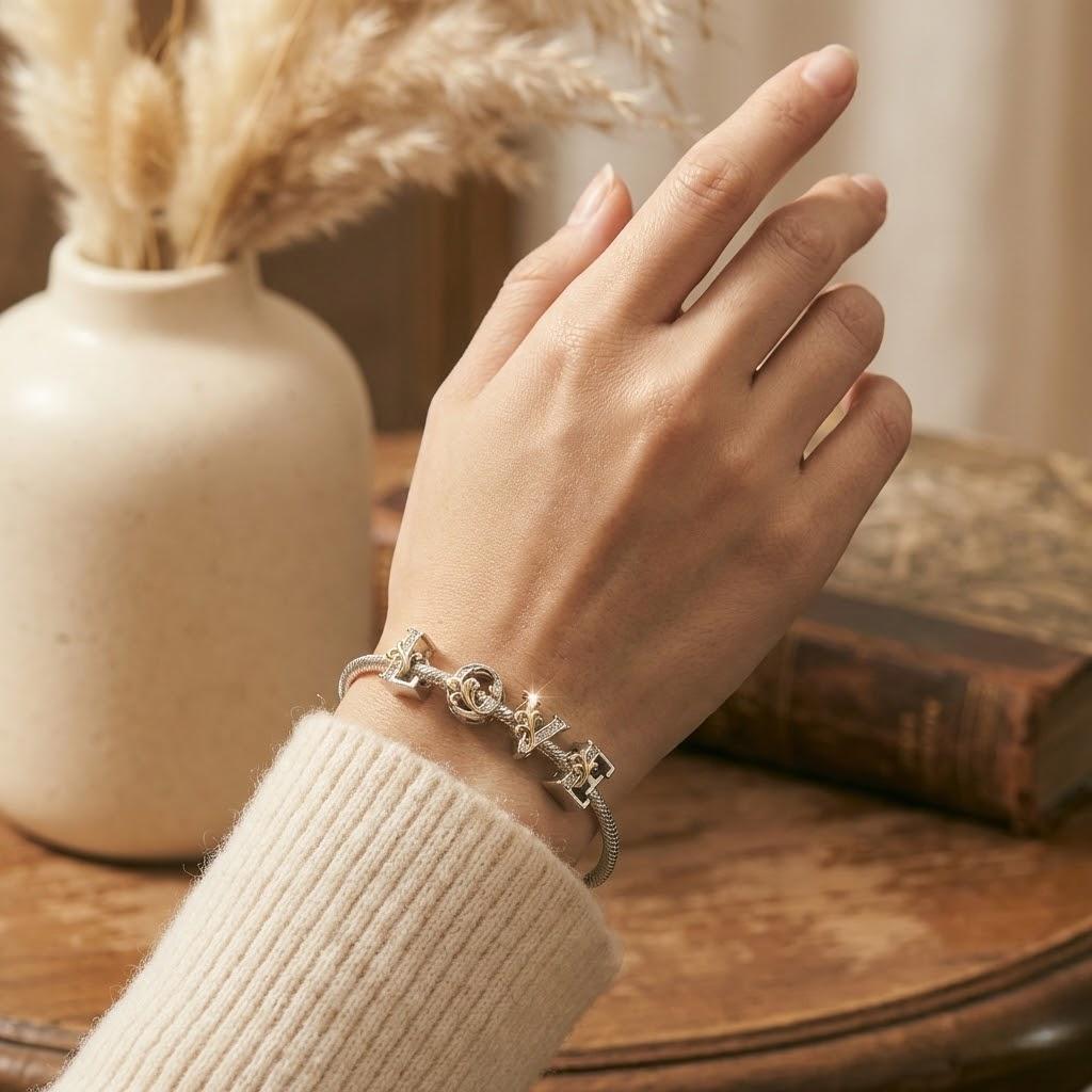 925 Silver-plated 26 Alphabet Initial Letter A-Z Jewelry Charms, DIY Beads fits for Bracelet Necklace, Perfect Gifts for Women Family Friends