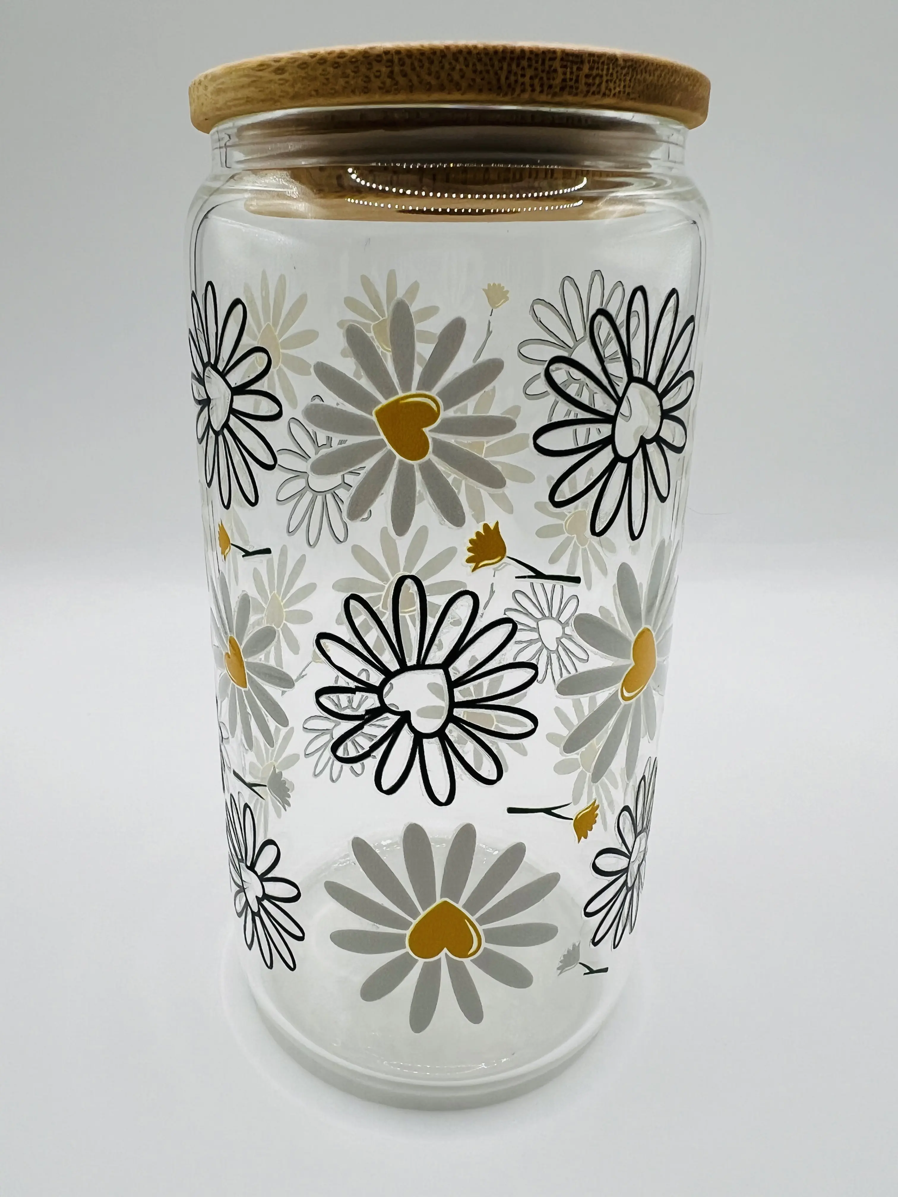Black and White Daisy 20 oz Libbey Mug