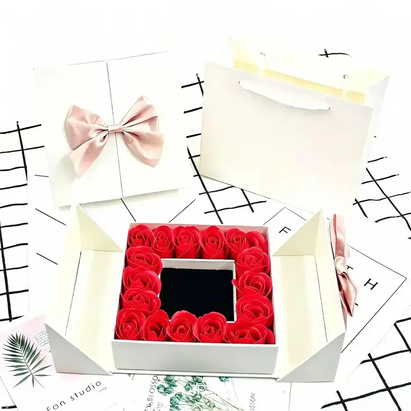 Jewelry Gift Box, Rose Gift Box, Valentine's Day Jewelry Gift Box, Women's Exquisite Gift Box, Anniversary Romantic Surprise Supplies, Ideal Gifts for Ladies, Wives, Mothers, and Girlfriends, Birthday Gifts, Festival and Party Supplies