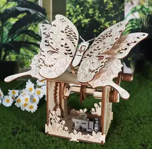 DIY Butterfly Wooden Puzzle Crafted Music Box Kit, Hand-Crank Build-Your-Own Project, Parent-Child Interactive Toy, Desk Decor, Creative Gift for Puzzle Lovers & Teens/Adults, Crafted Music Boxes