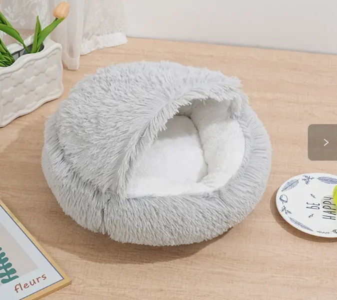 Semi-Enclosed Shell Cat House, Velvet-Lined Cold Protection Pet Nest, Cozy Hideout for Cats